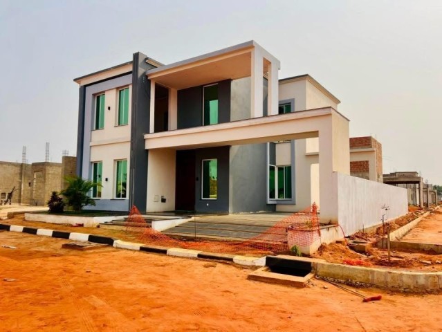 Venda Condomínio Golden-2 centralidade do Kilamba