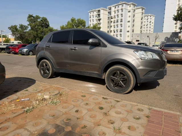 Venda Sangyong korando limpo automático gasolina