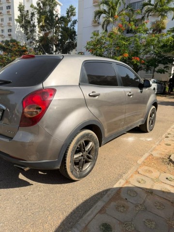 Venda Sangyong korando limpo automático gasolina