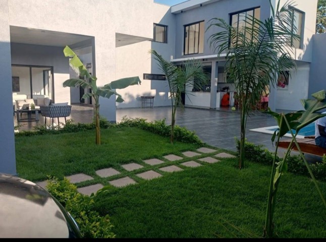 Venda Vivenda v7 à venda Benfica