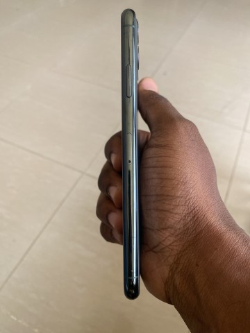 Venda IPhone 11 Pro Max 64GB