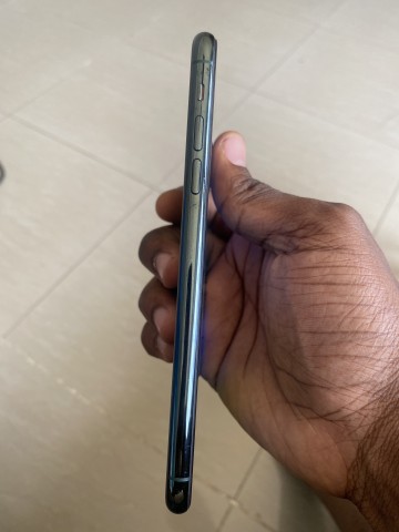 Venda IPhone 11 Pro Max 64GB