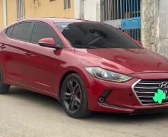A venda Vendo Hyundai Elantra Limpo