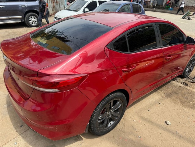 Venda Vendo Hyundai Elantra Limpo