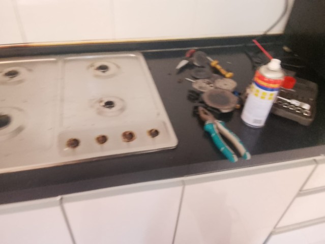 Venda Reparação e manutenção de fogão e fornos eléctricos ao domecílio.