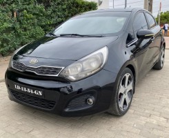 A venda KIA RIO IMPECÁVEL