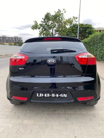 Venda KIA RIO IMPECÁVEL