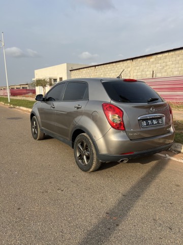 Venda Korando gasolina automático limpo