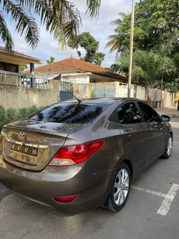 Venda HYUNDAI ACCENT 1.6