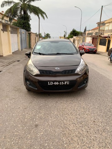 Venda Vendo Kia Rio Limpo