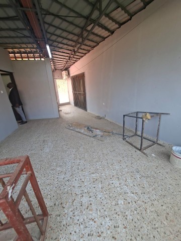 Venda Arrenda-se uma moradia no kinaxixi