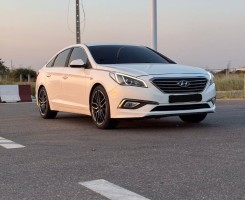 A venda HYUNDAI SONATA