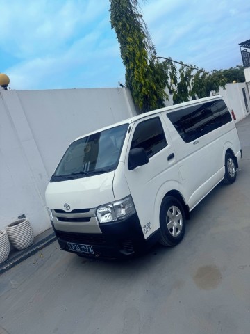 Venda TOYOTA HIACE QUADRADINHO 2KD SÉRIE FW PINTURA DE ORIGEM