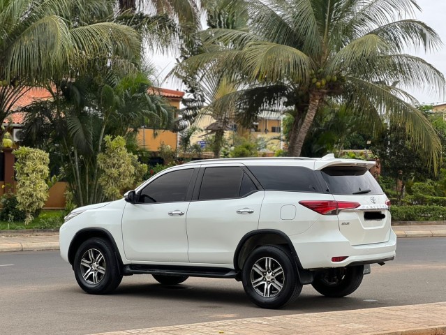 Venda TOYOTA FORTUNER 2020