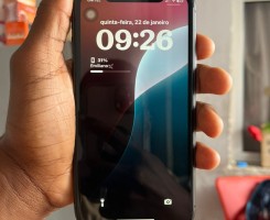 A venda IPhone 11 normal 128GB