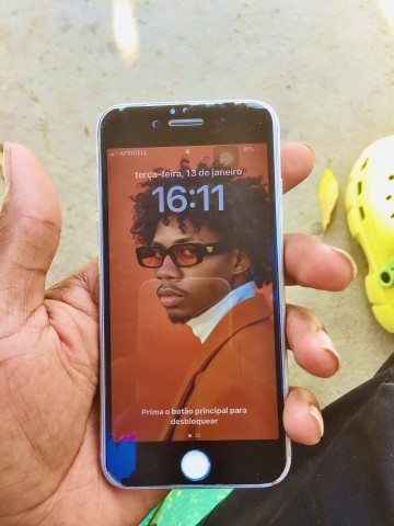 Venda Deal pra hj 8n 64GB pânico estalo básico na trazeira e na película Bateria 72%