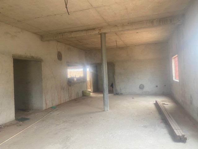 Venda Vende-se esta casa.