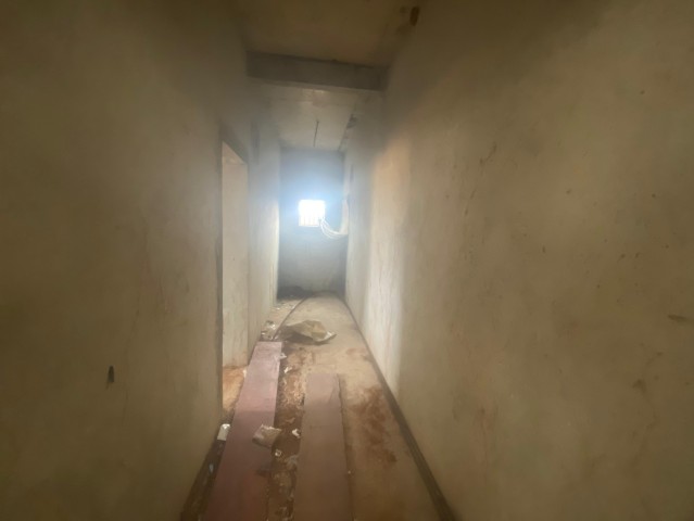 Venda Vende-se esta casa.