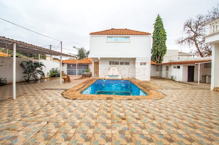 Venda VIVENDA V6 DE ALTO PADRÃO À VENDA BENFICA (RUA DO BFA) | LUANDA