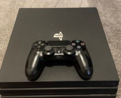 A venda ️VENDA RELÂMPAGO️PS4 PRO 1T