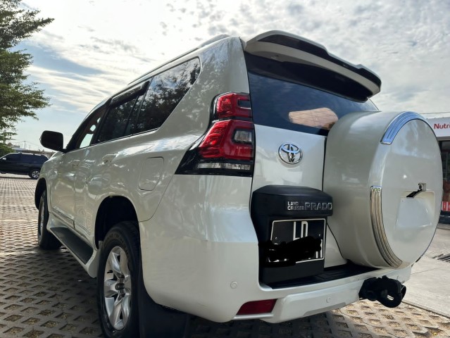 Venda Vendo Toyota Land Cruiser Prado TXL