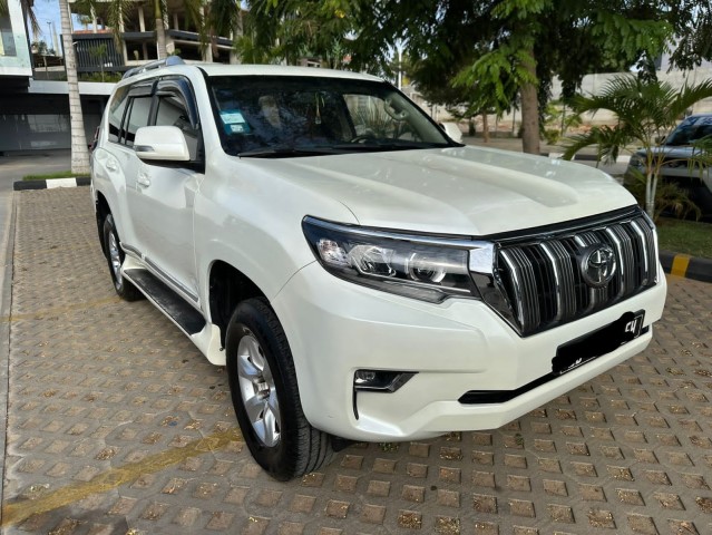 Venda Vendo Toyota Land Cruiser Prado TXL