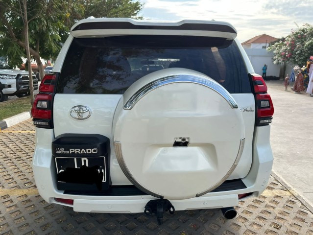 Venda Vendo Toyota Land Cruiser Prado TXL