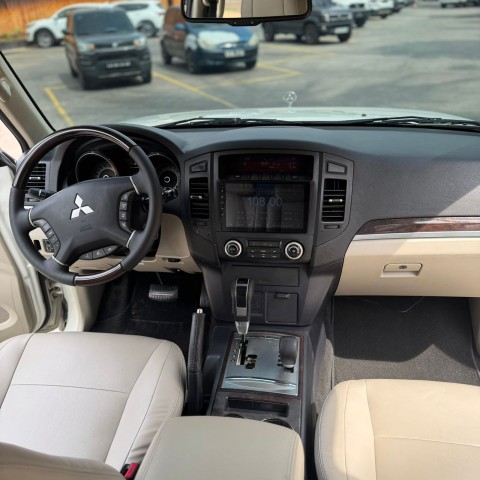 Venda MITSUBISHI PAJERO | 3.8