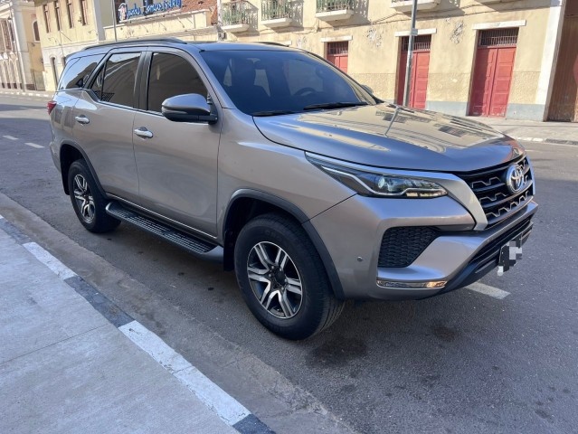 Venda TOYOTA FORTUNER