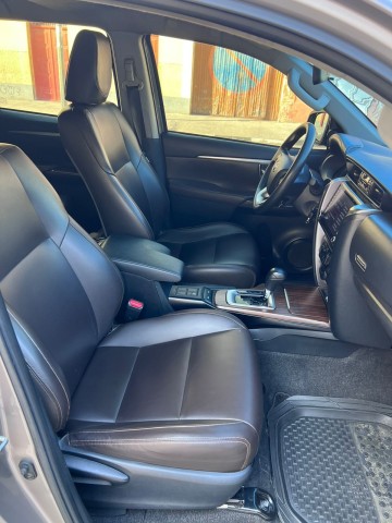 Venda TOYOTA FORTUNER