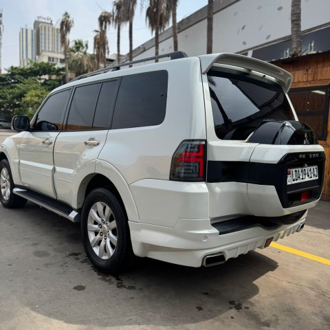 Venda MITSUBISHI PAJERO SEMI NOVO