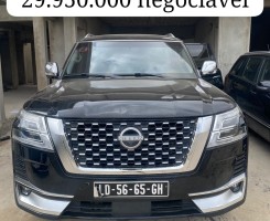 A venda Nissan patrol PLATNUM