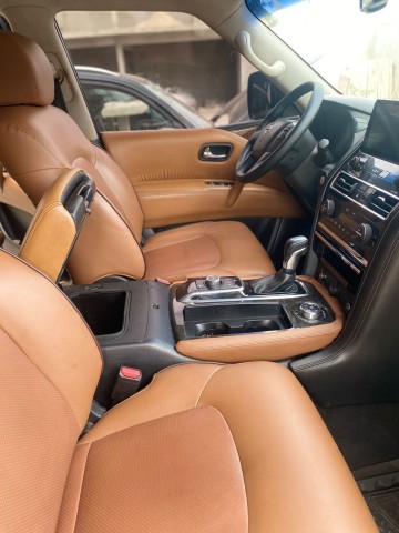 Venda Nissan patrol PLATNUM