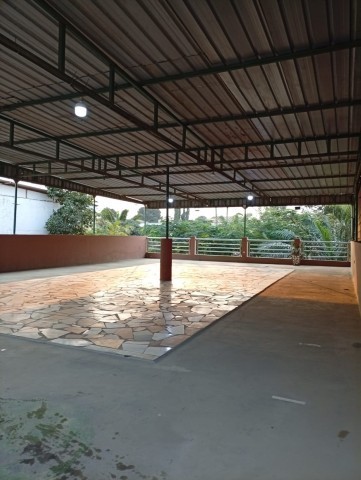 Venda VENDE-SE UMA VIVENDA V4 DISPONÍVEL PARA VENDA URGENTE