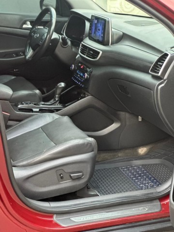 Venda HYUNDAI TUCSON FULL PENÚLTIMO MODELO SÉRIE HX