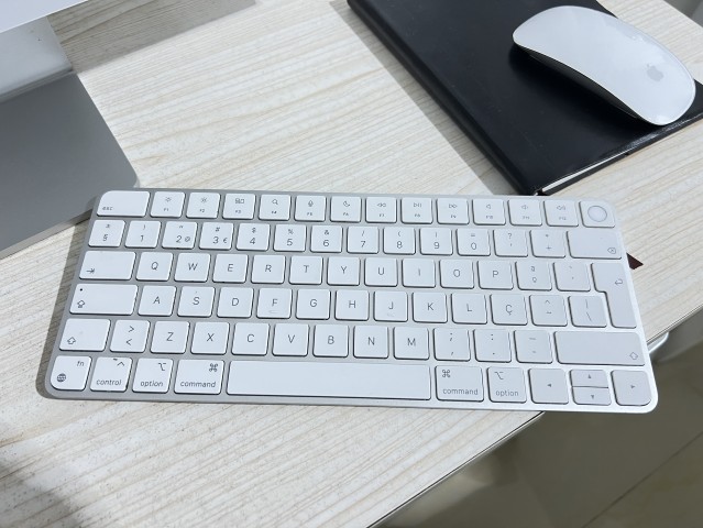 Venda Apple iMac24 M1 8GB 256GB