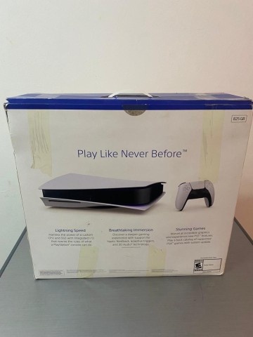 Venda PS5 Semi Novo 3 meses de uso, 7 Jogos incluidos todos acessórios incluindo a caixa.