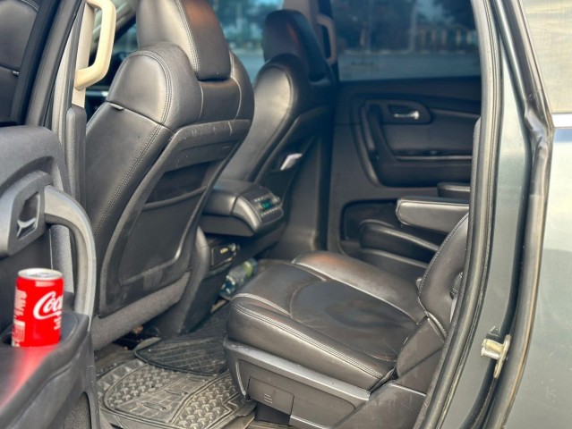 Venda Chevrolet traverse impecável