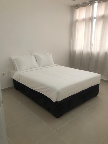 Venda ARRENDAMENTO - APARTAMENTO T2, Luanda, Chicala