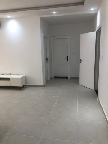 Venda ARRENDAMENTO - APARTAMENTO T2, Luanda, Chicala