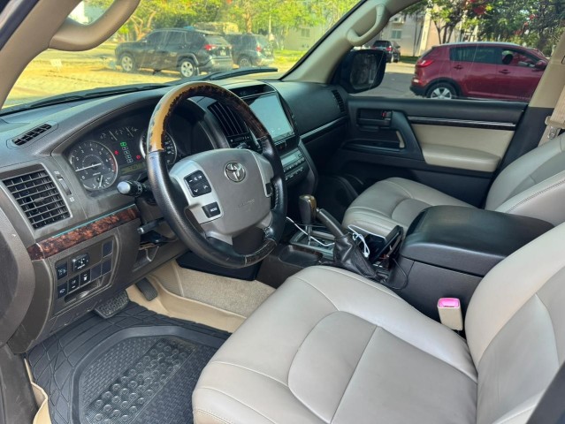 Venda TOYOTA LAND CRUISER | VXR