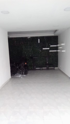 Venda Arrenda-se este belíssimo espaço comercialno Maculusso