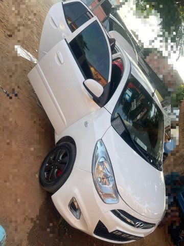 Venda HYUNDAI I10 1.2 BRANCO