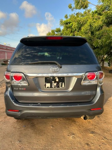 Venda TOYOTA FORTUNER