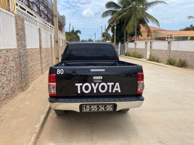 Venda Toyota Hilux VIGO