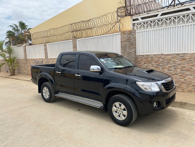 Venda Toyota Hilux VIGO