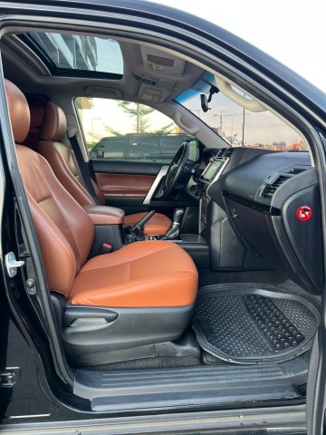 Venda TOYOTA LAND CRUISER PRADO TXL 2019