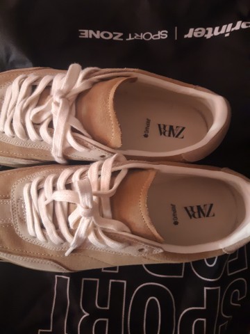 Venda Sapatilha Zara tamanho 41 Cor Creme