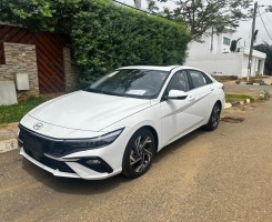 A venda Hyundai Elantra 2025