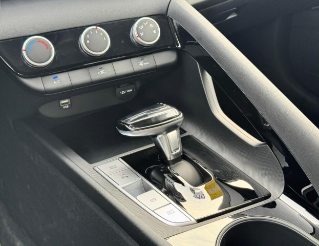 Venda Hyundai Elantra 2025